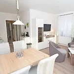 Wohnpark Stadt Hamburg - Apt. 09 * ビンツ
